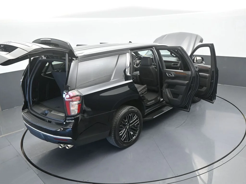 Used 2021 Black Chevrolet High Country image 81