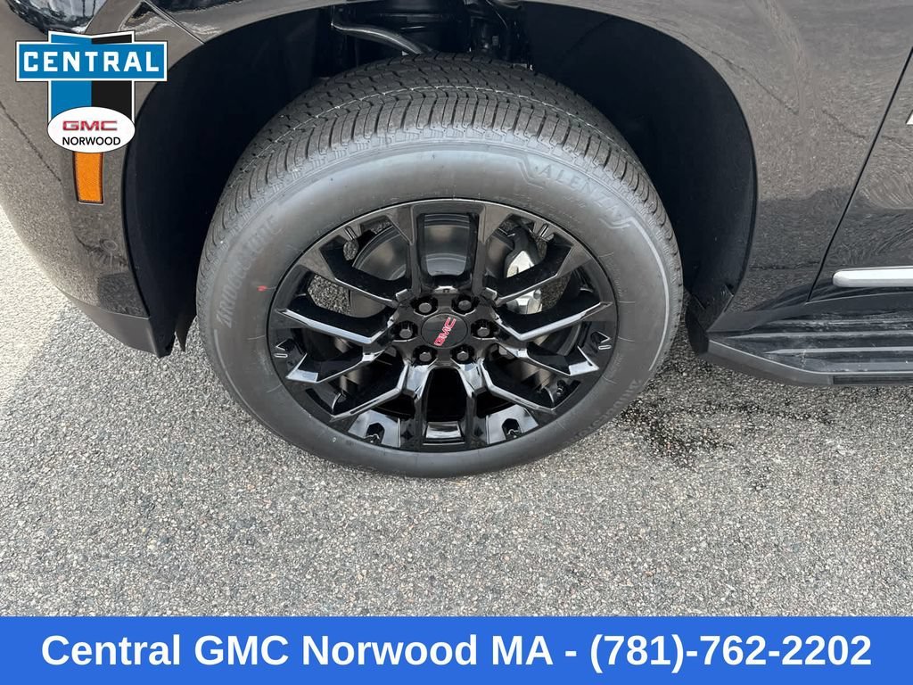 2026 GMC Yukon Denali - Photo 10
