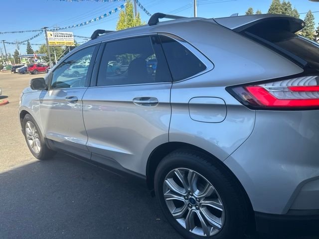 Used 2019 Silver Ford Titanium image 8