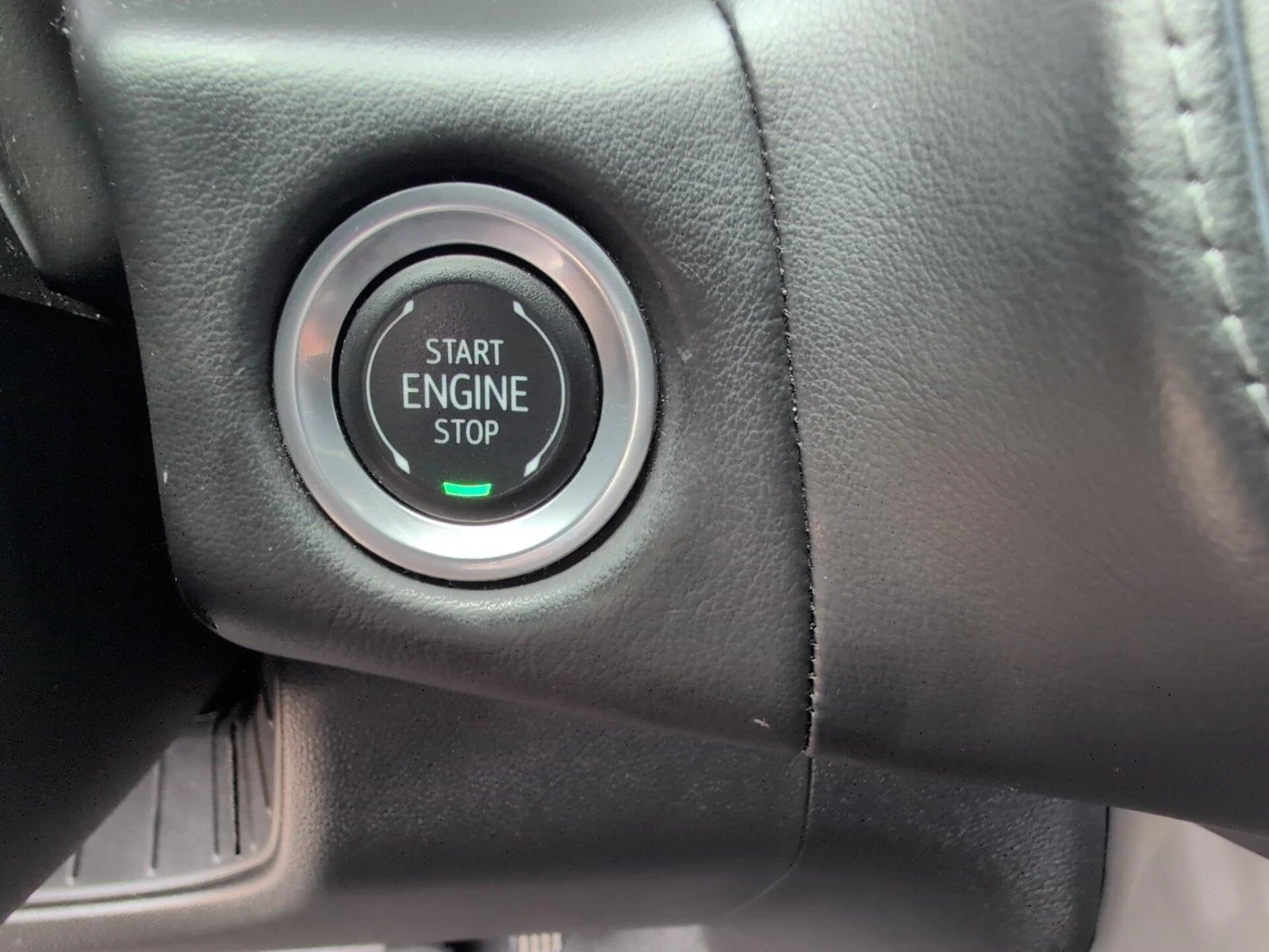 Used 2024 Silver Sage Metallic Chevrolet LT image 27
