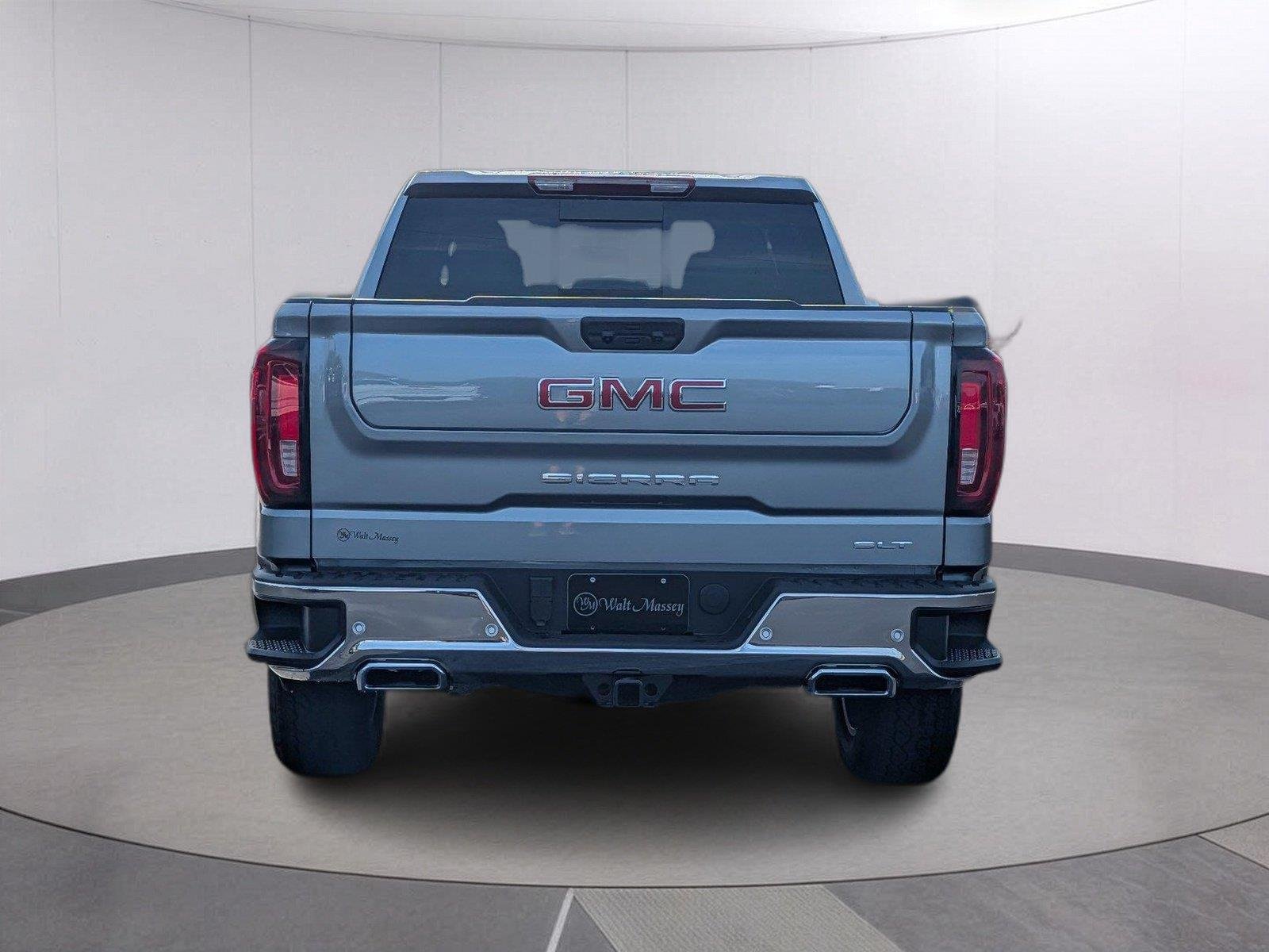New 2026 Sterling Metallic GMC SLT image 4