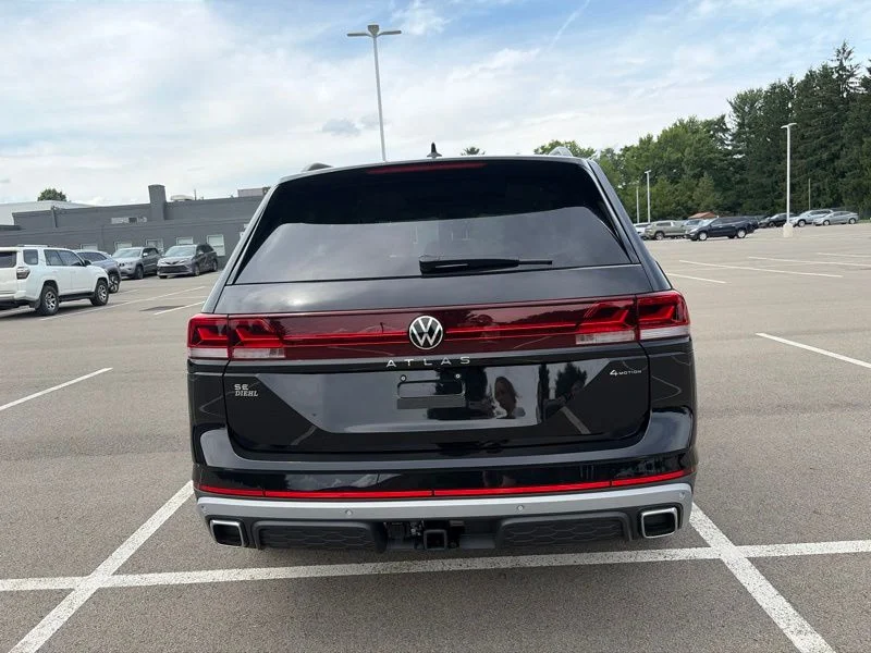 New 2026 Black Volkswagen Peak Edition image 4
