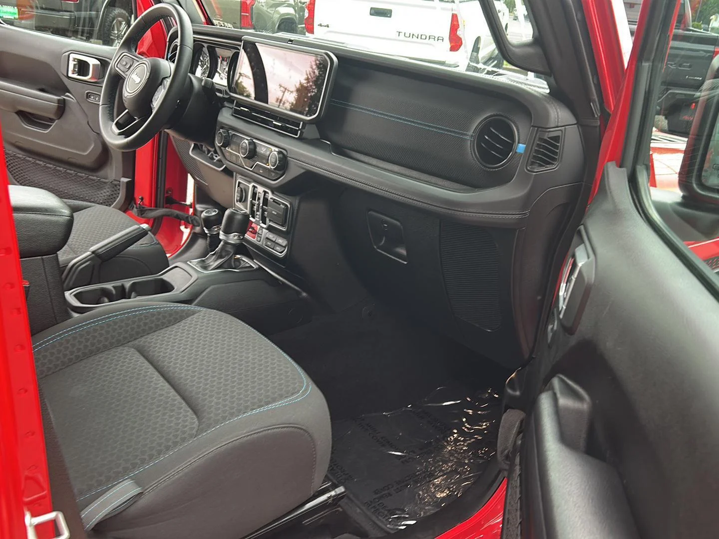 Used 2024 Firecracker Red Clearcoat Jeep Rubicon image 23