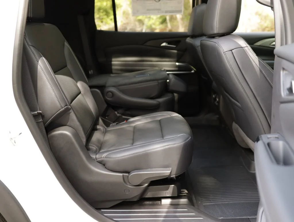 2026 Chevrolet Traverse LT - Photo 33