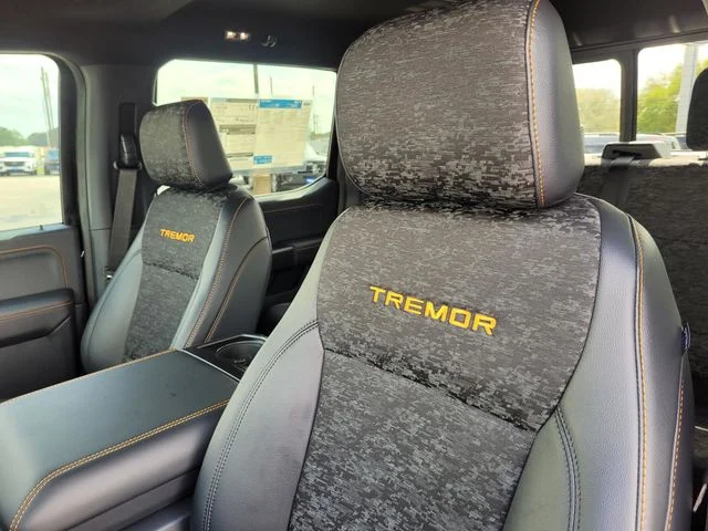 New 2026 Agate Black Metallic Ford Tremor® image 23