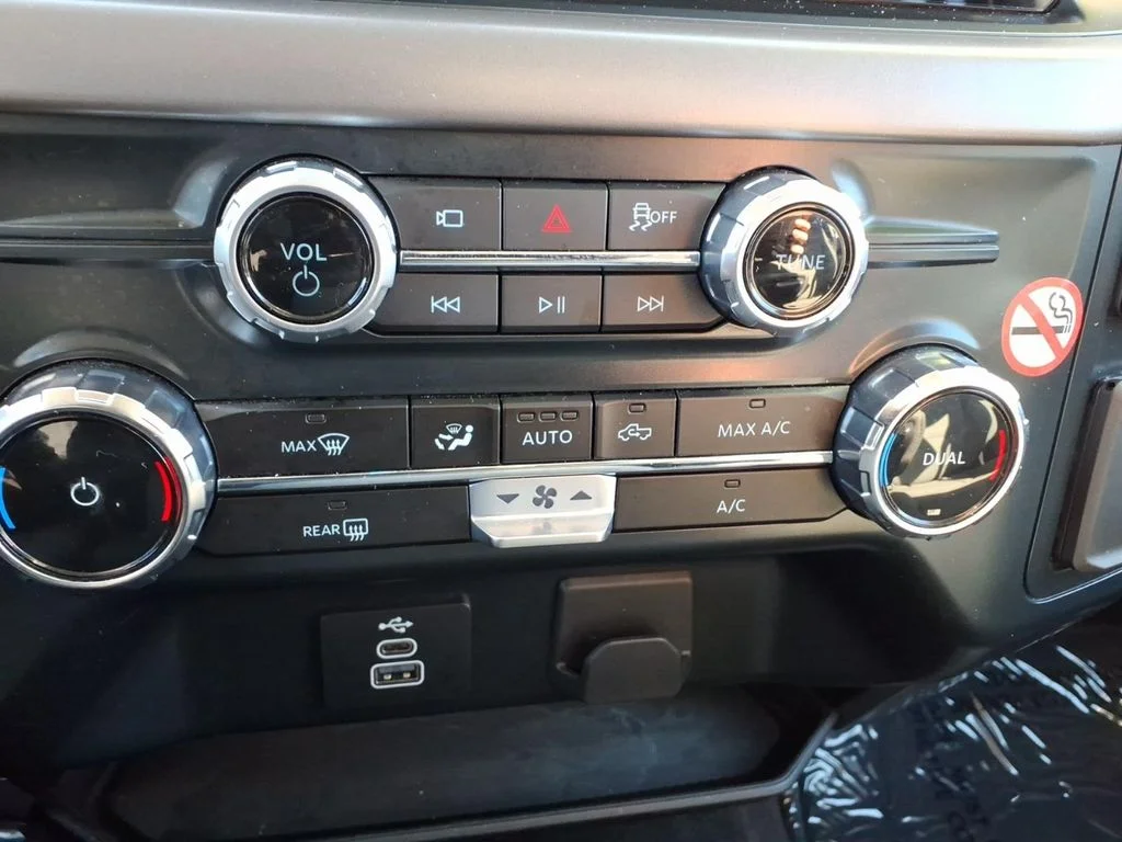 Used 2025 White Ford XLT image 37