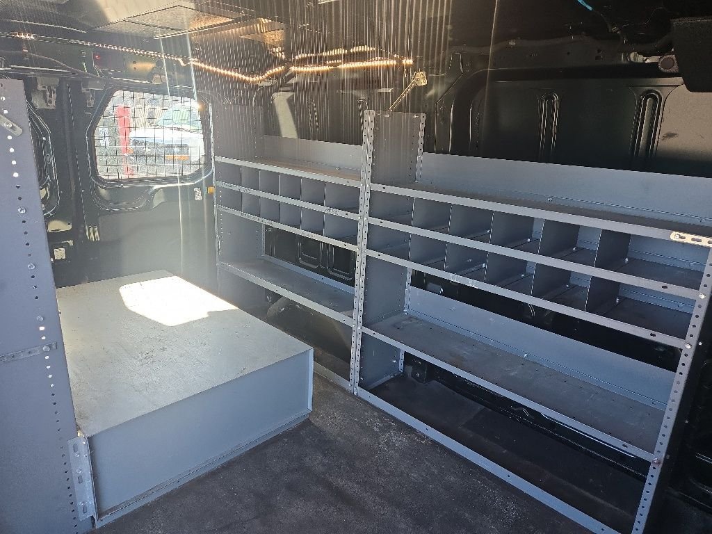 Used 2015 Green Ford Base image 24