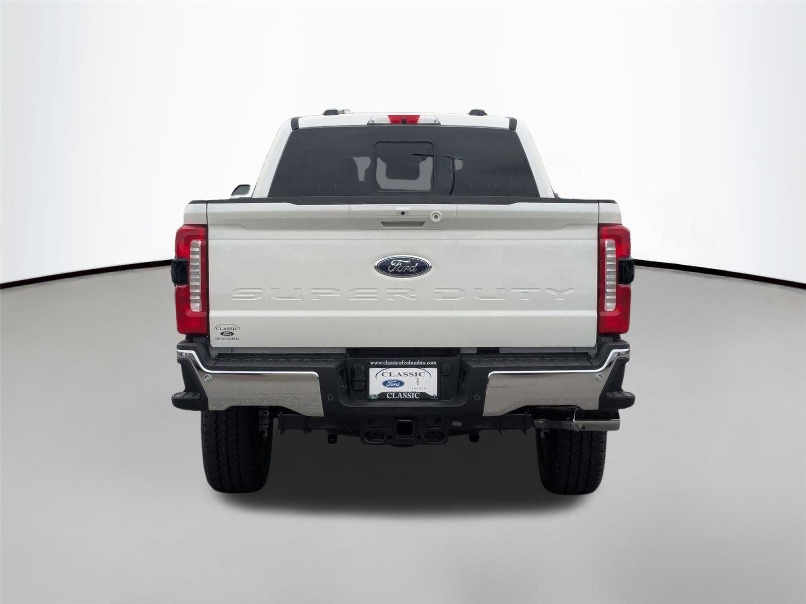 New 2025 Star White Metallic Tri-Coat Ford LARIAT image 6