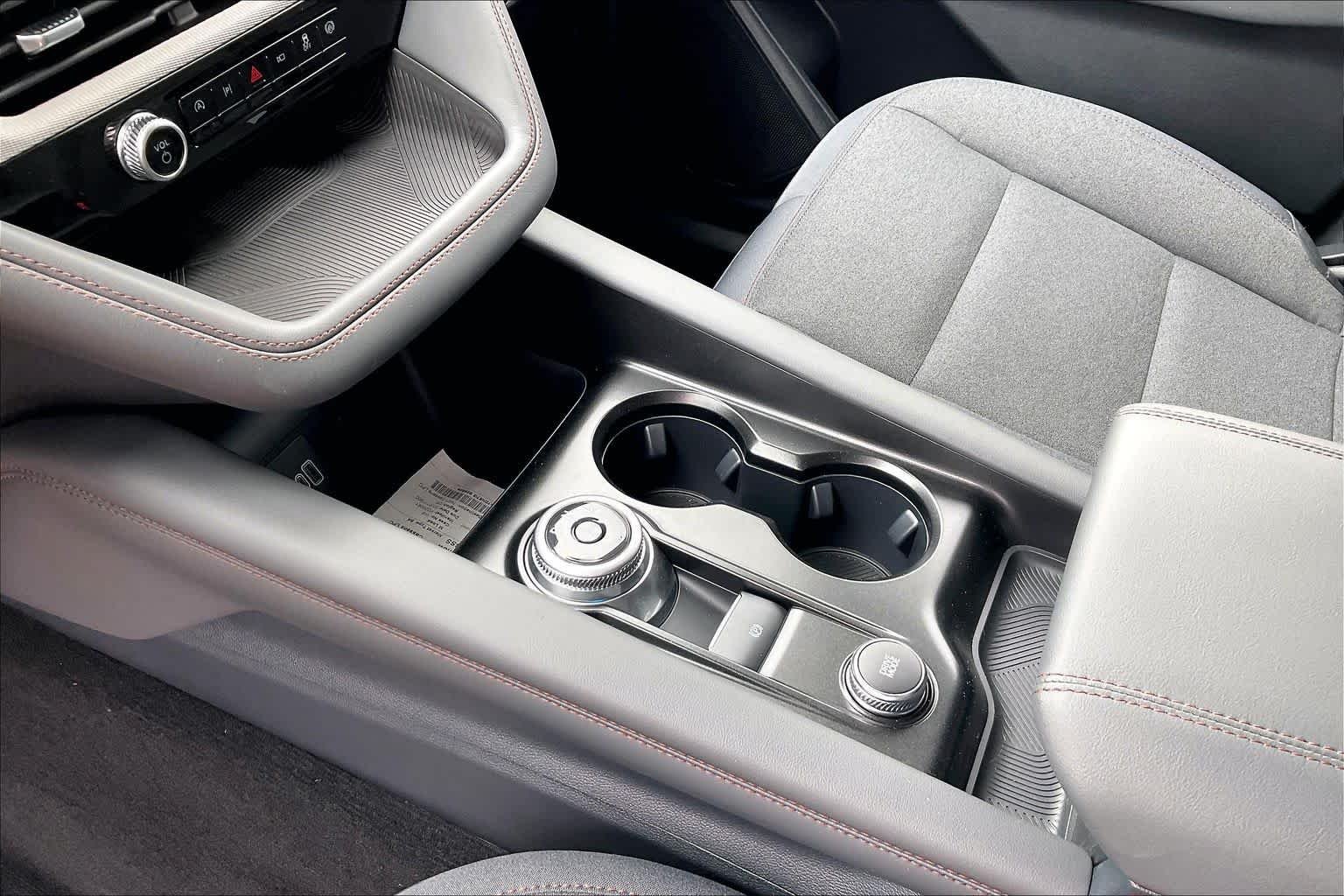 New 2026 Carbonized Gray Metallic Ford Active image 7