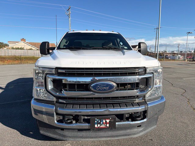 Used 2021 White Ford XL image 7