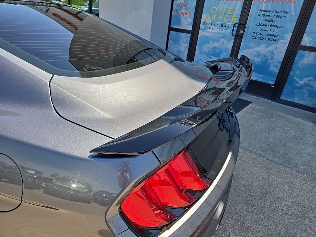 Used 2022 Gray Ford GT image 17
