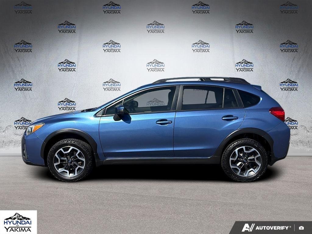 Used 2017 Quartz Blue Pearl Subaru Limited image 3