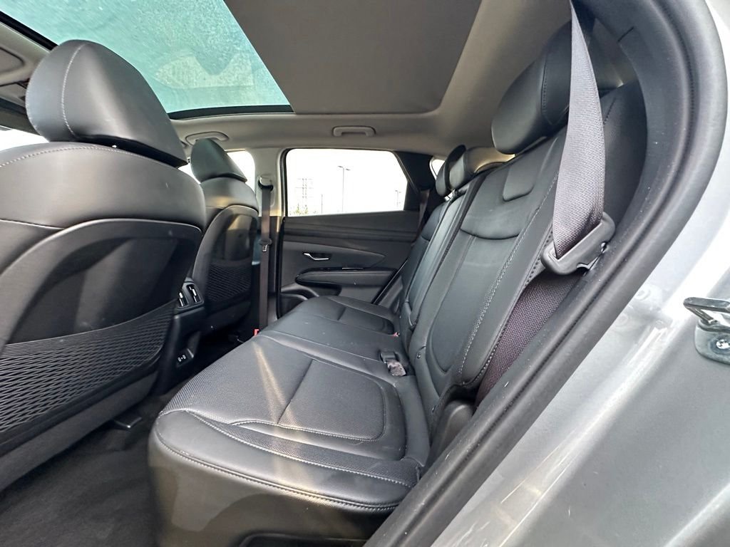 2025 Hyundai Tucson Limited - Photo 10