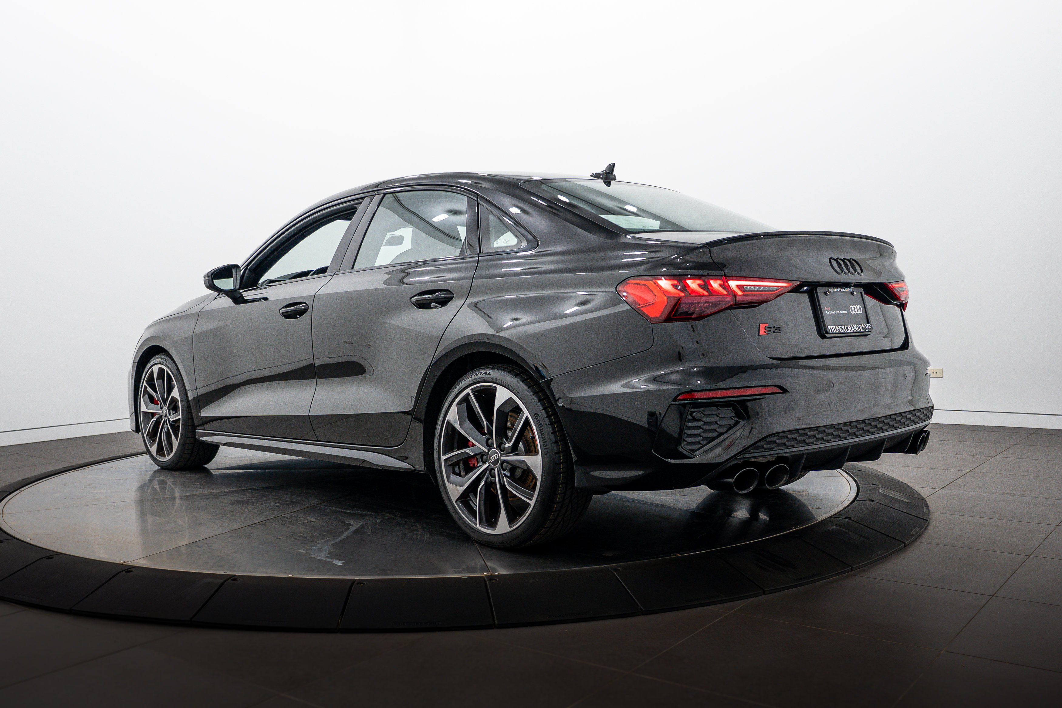 Certified Used 2023 Mythos Black Metallic Audi Prestige image 5