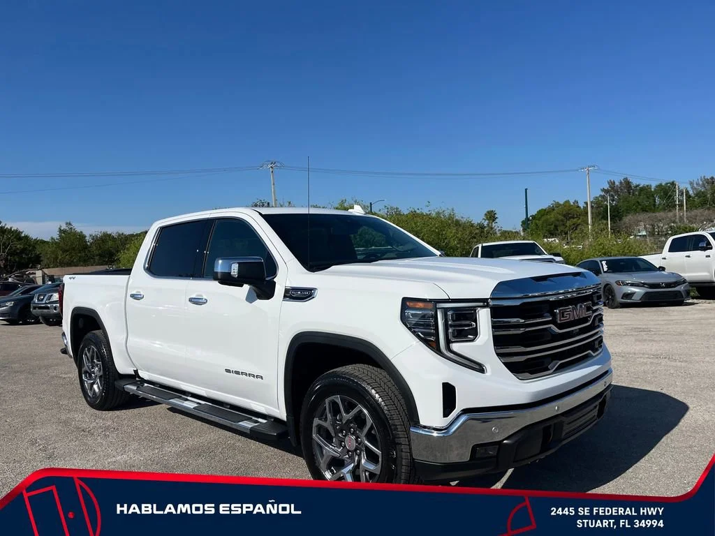 New 2026 Summit White GMC SLT image 2