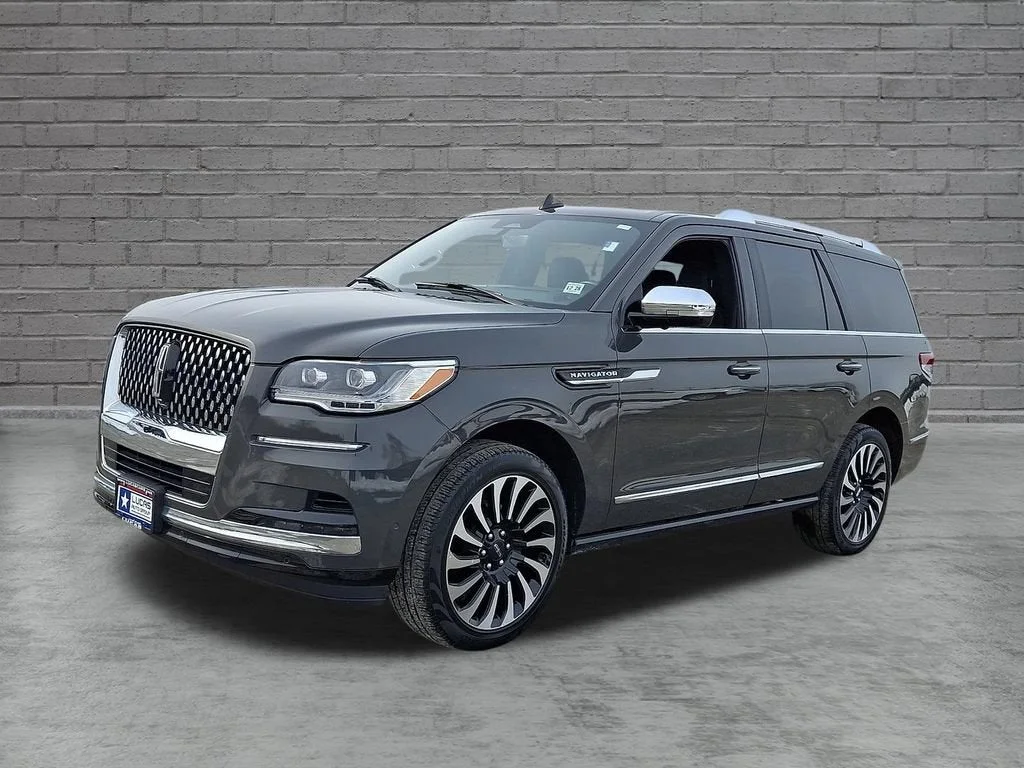 Used 2023 Gray Lincoln Black Label image 34