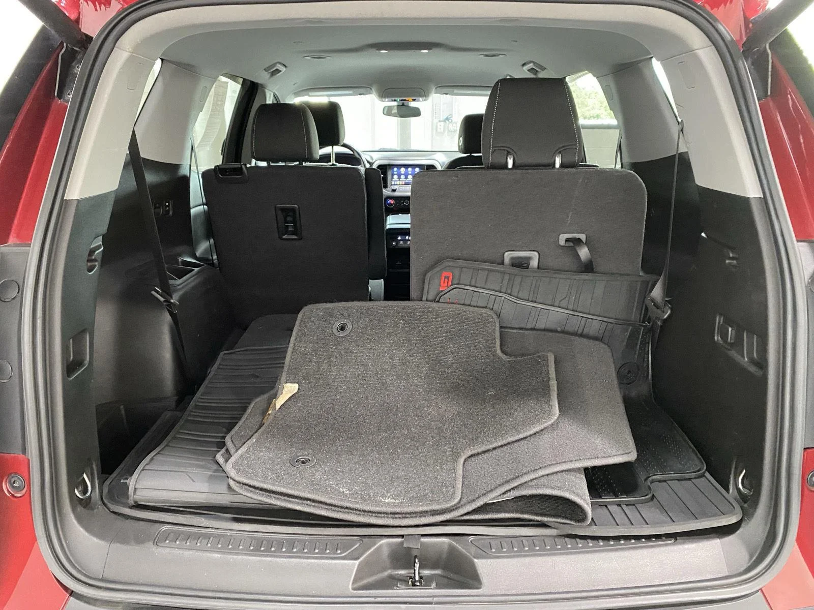 Used 2020 Red Quartz Tintcoat GMC SLE image 15