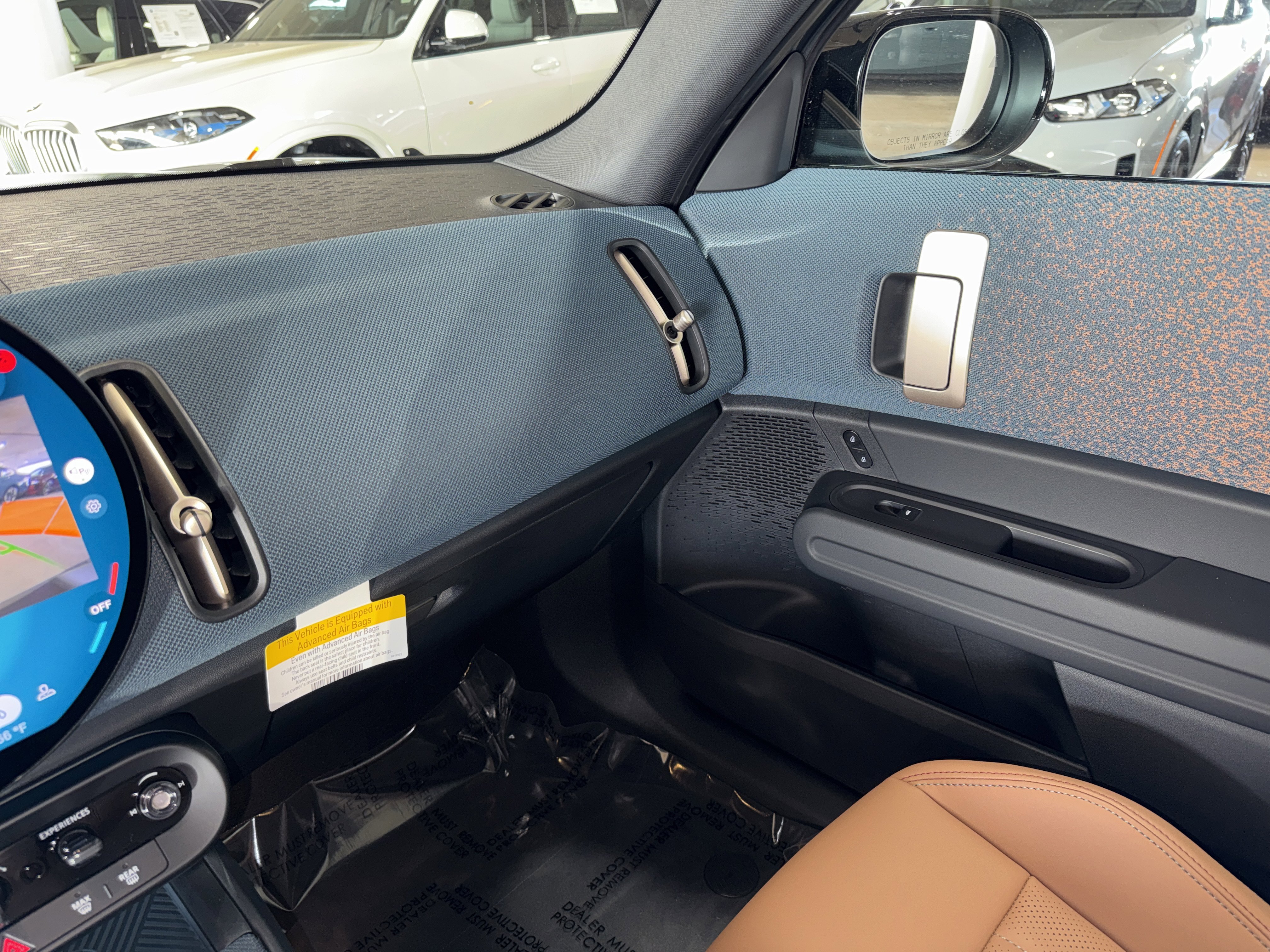 New 2026 Green Metallic MINI SE image 22