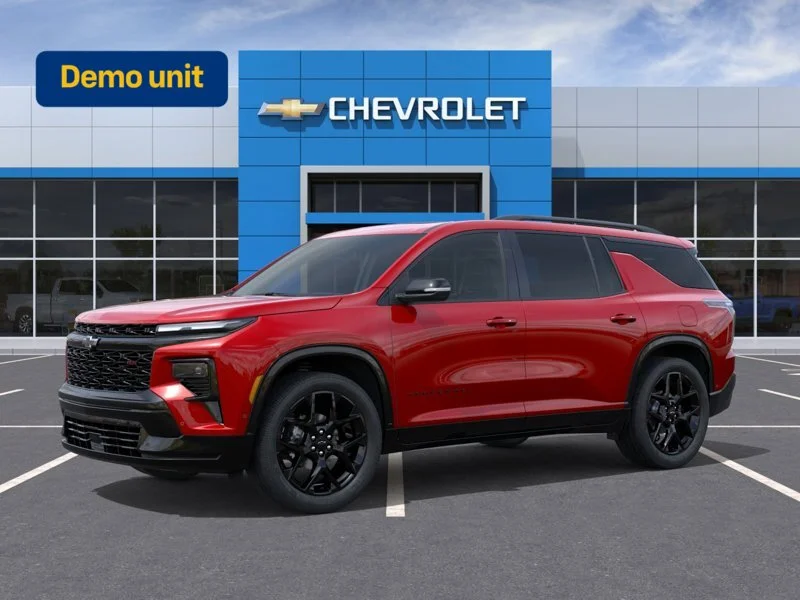 Used 2026 Red Chevrolet AWD 4dr RS image 2