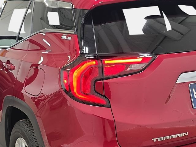 Used 2019 Red GMC SLE image 33