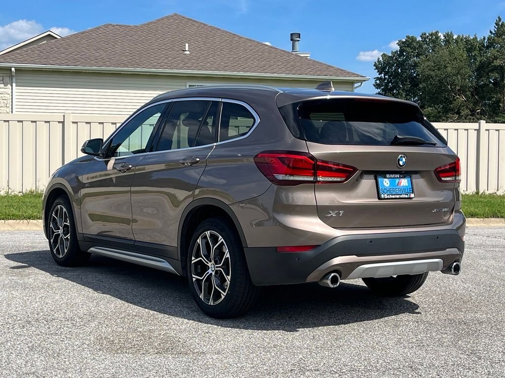 Used 2020 Beige BMW xDrive28i image 5