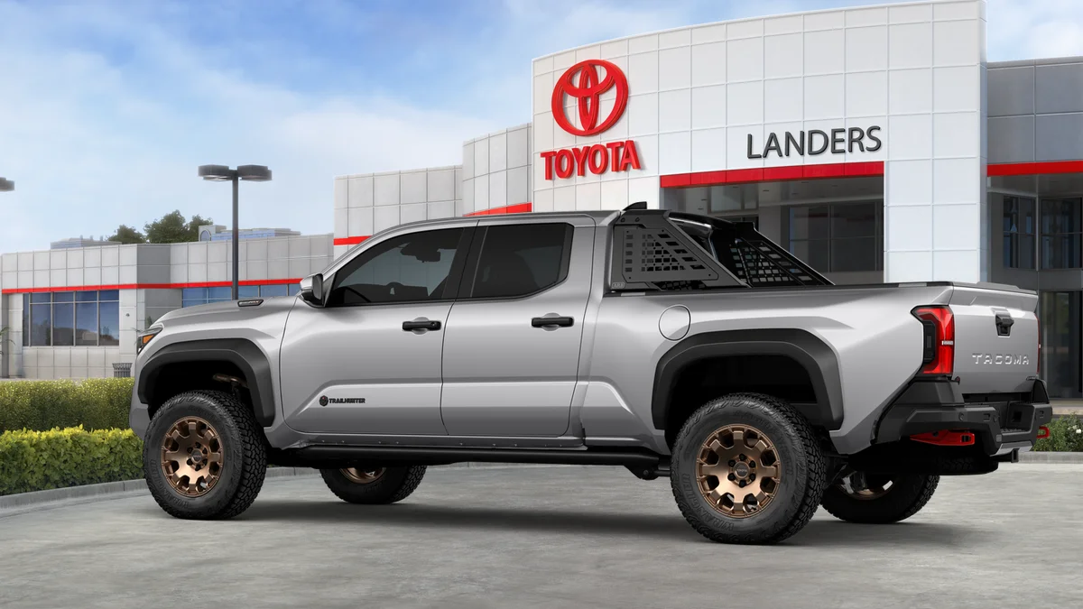 New 2026 Celestial Silver Metallic Toyota Trailhunter Hybrid image 27