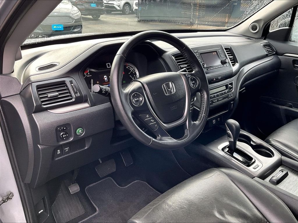 Used 2019 Gray Honda RTL image 8