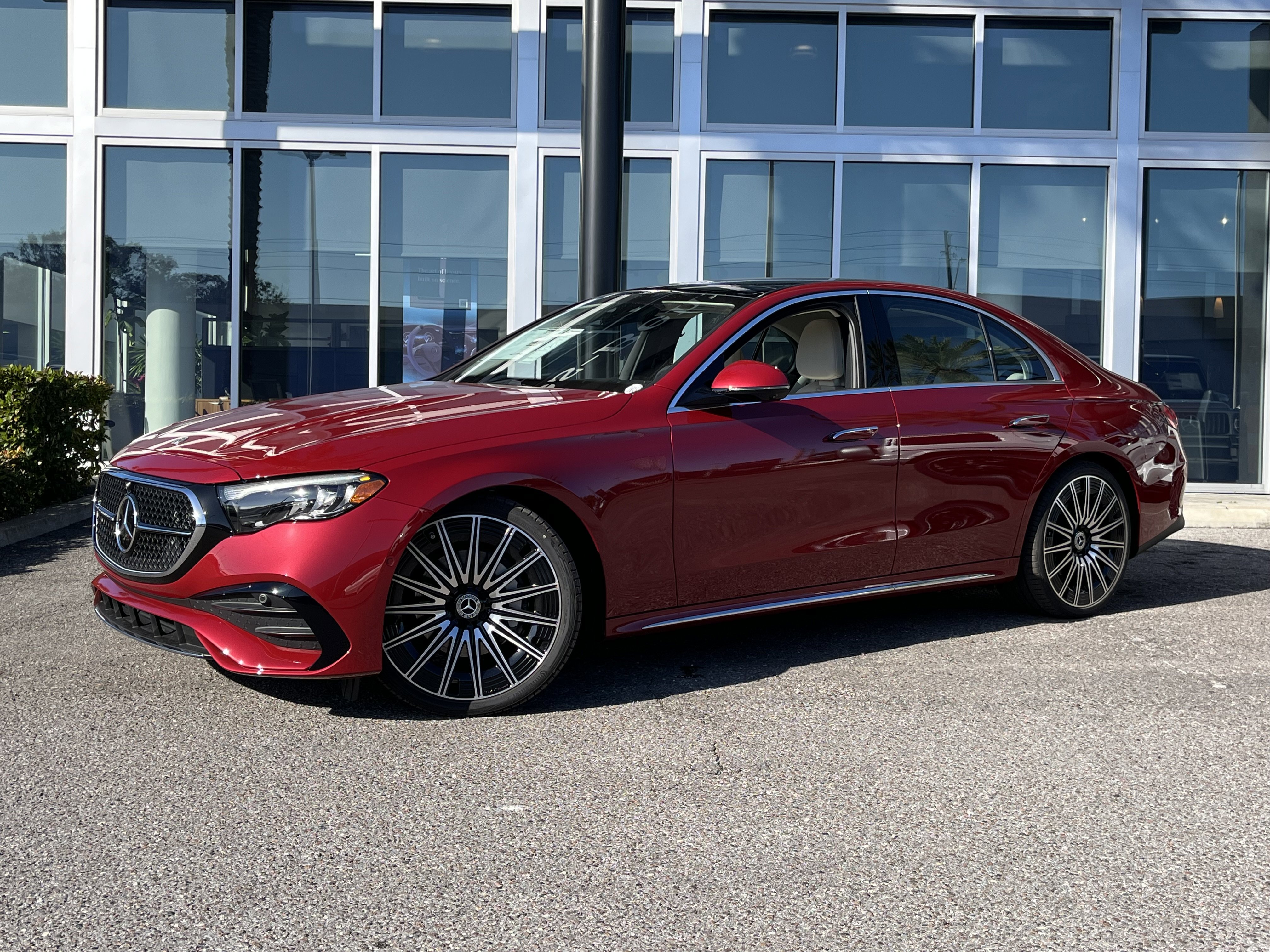 New 2026 MANUFAKTUR Patagonia Red Mercedes-Benz E 350 image 2