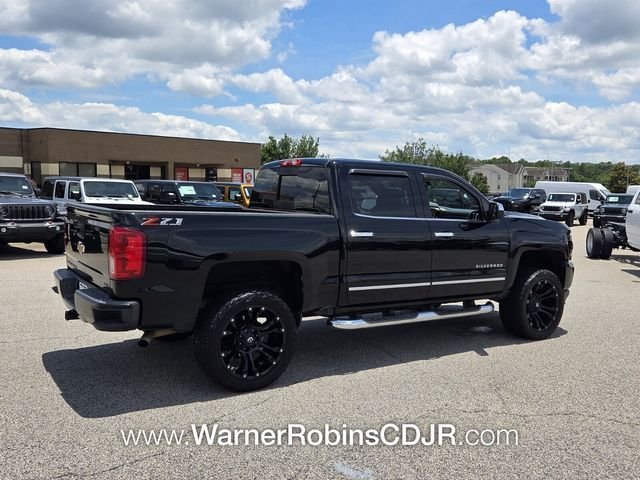 Used 2018 Black Chevrolet LTZ image 15