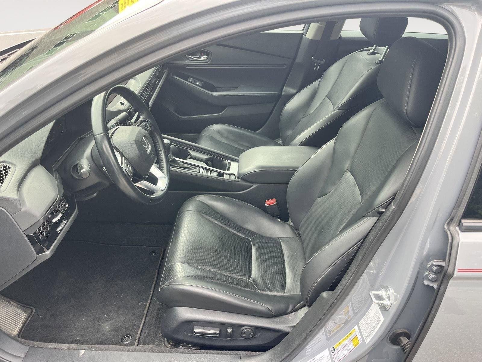 Used 2024 Urban Gray Pearl Honda Touring image 36