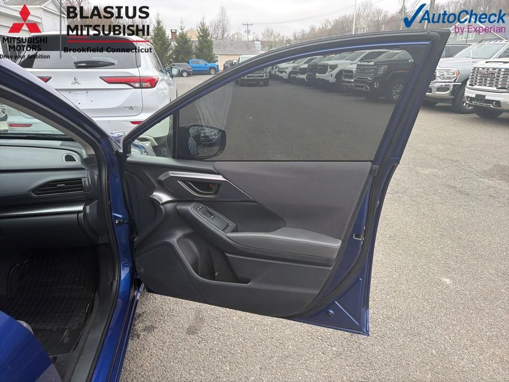Used 2024 Blue Subaru Base image 28