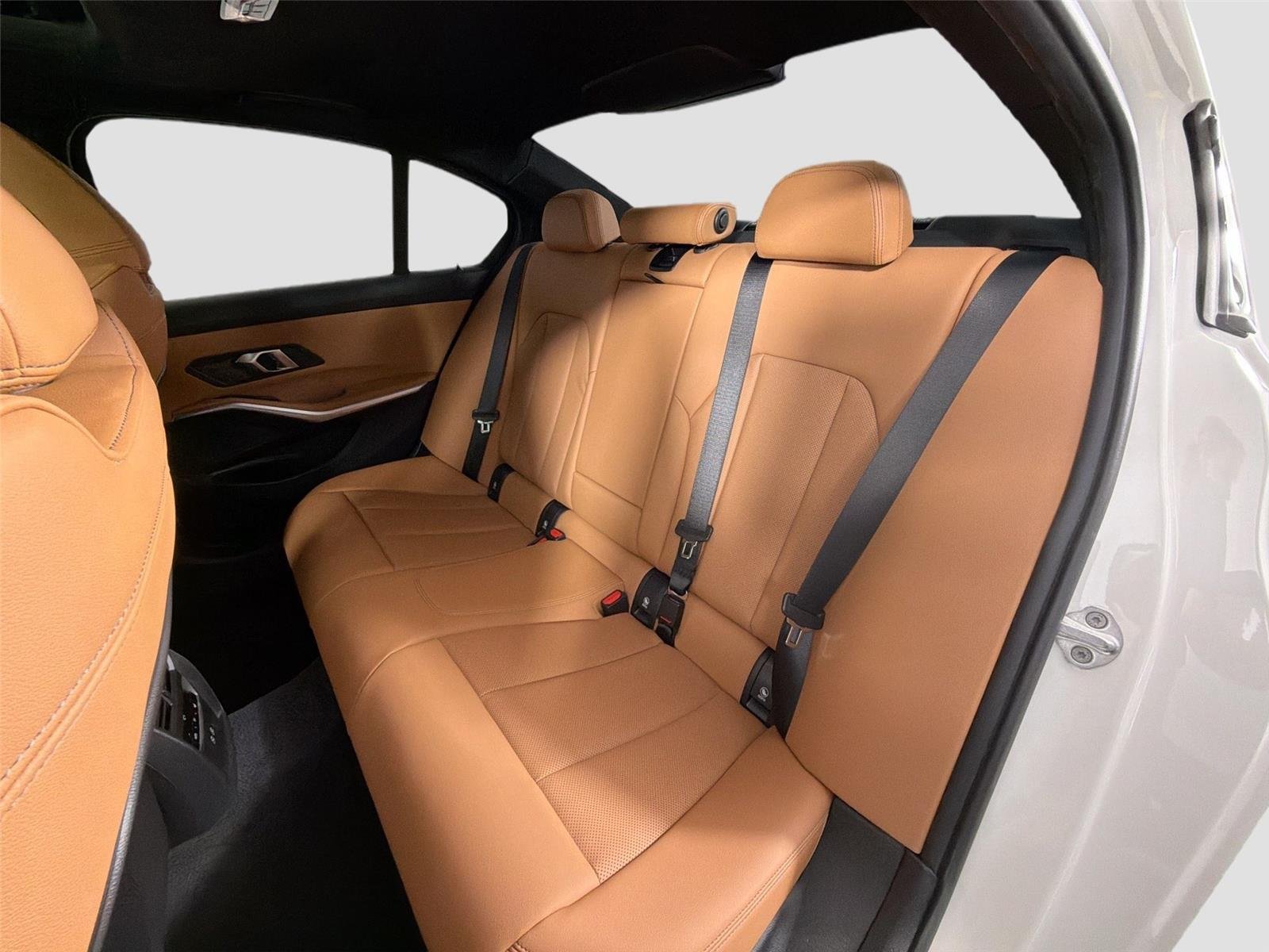 New 2026 Alpine White BMW 330i image 48