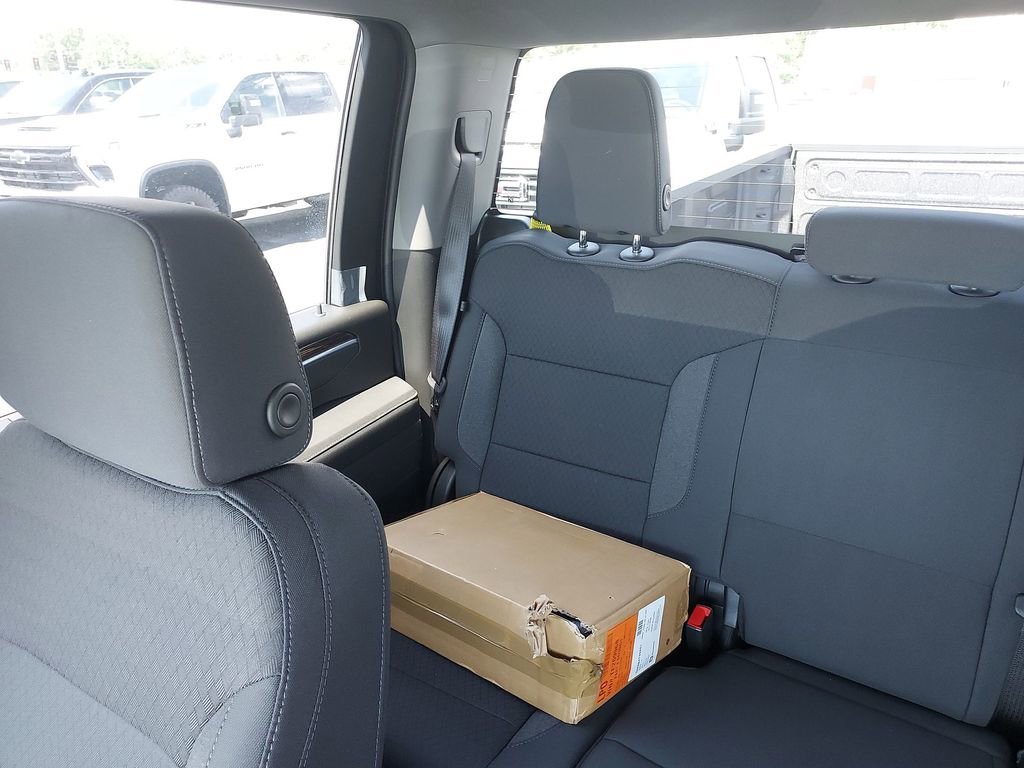 2026 GMC Sierra 3500HD SLE - Photo 12