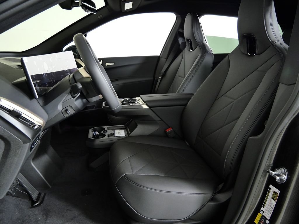 2026 BMW iX 60 - Photo 34