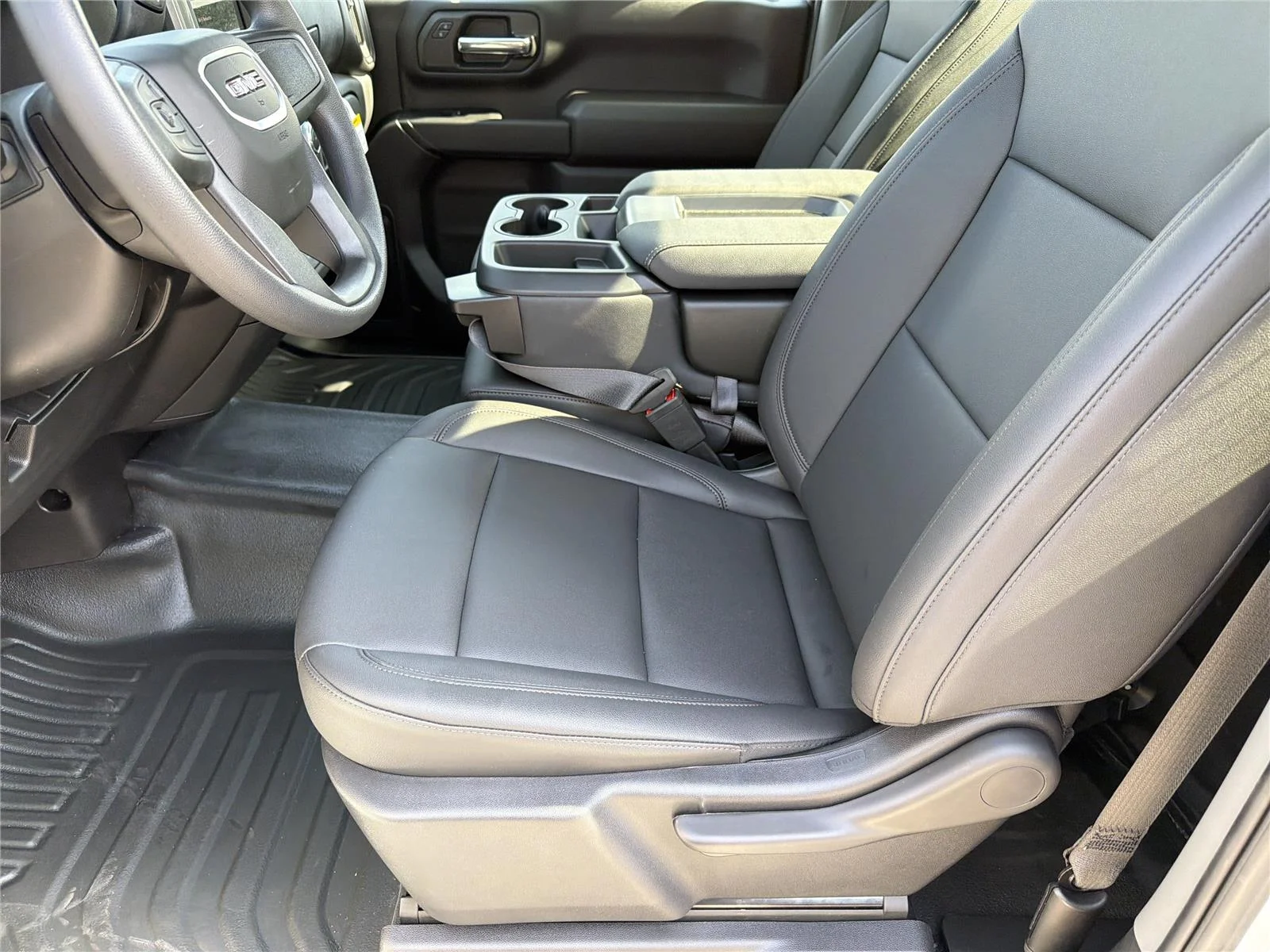 2025 GMC Sierra 2500HD Pro - Photo 7