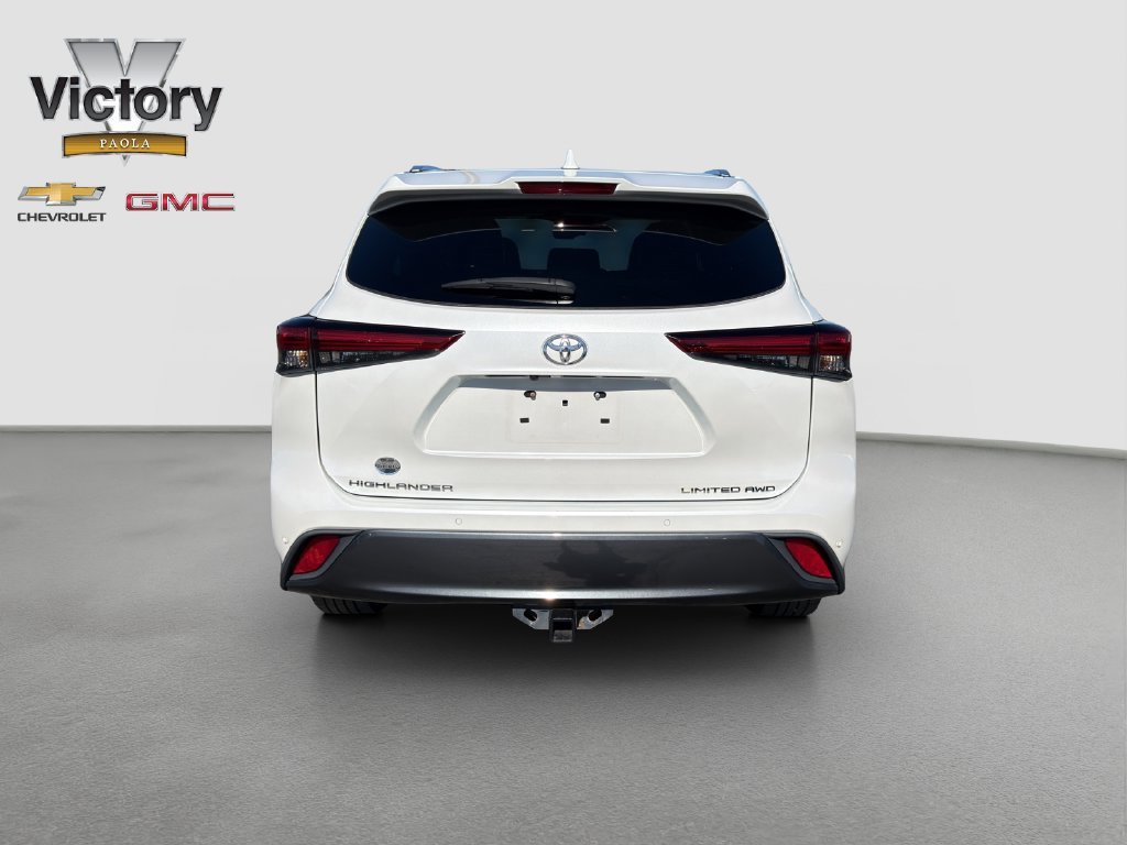 Used 2022 White Toyota Limited image 5
