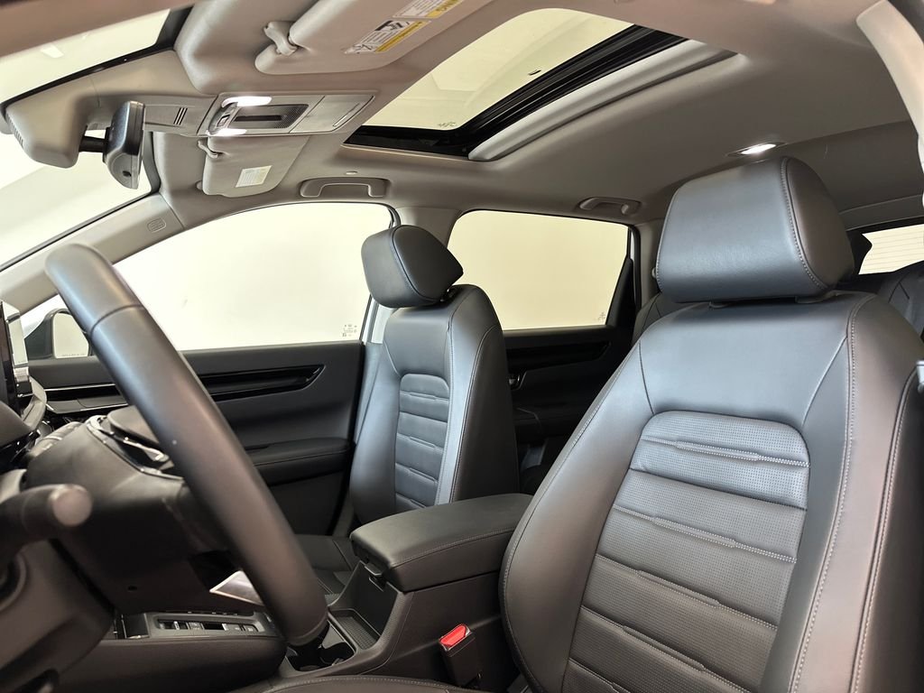 Used 2023 Silver Honda EX-L image 12