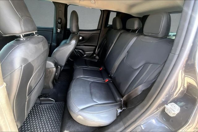 Used 2023 Graphite Gray Jeep Limited image 22
