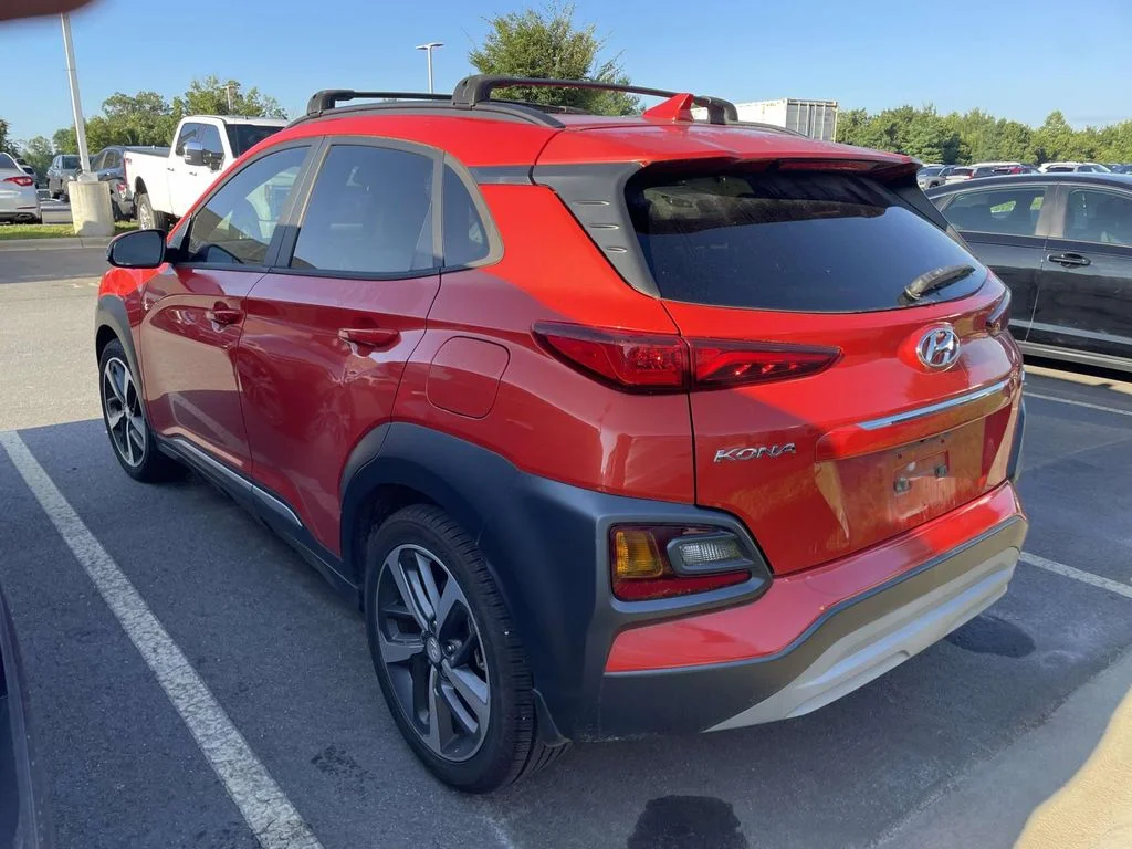 Used 2020 Sunset Orange Hyundai Limited image 3