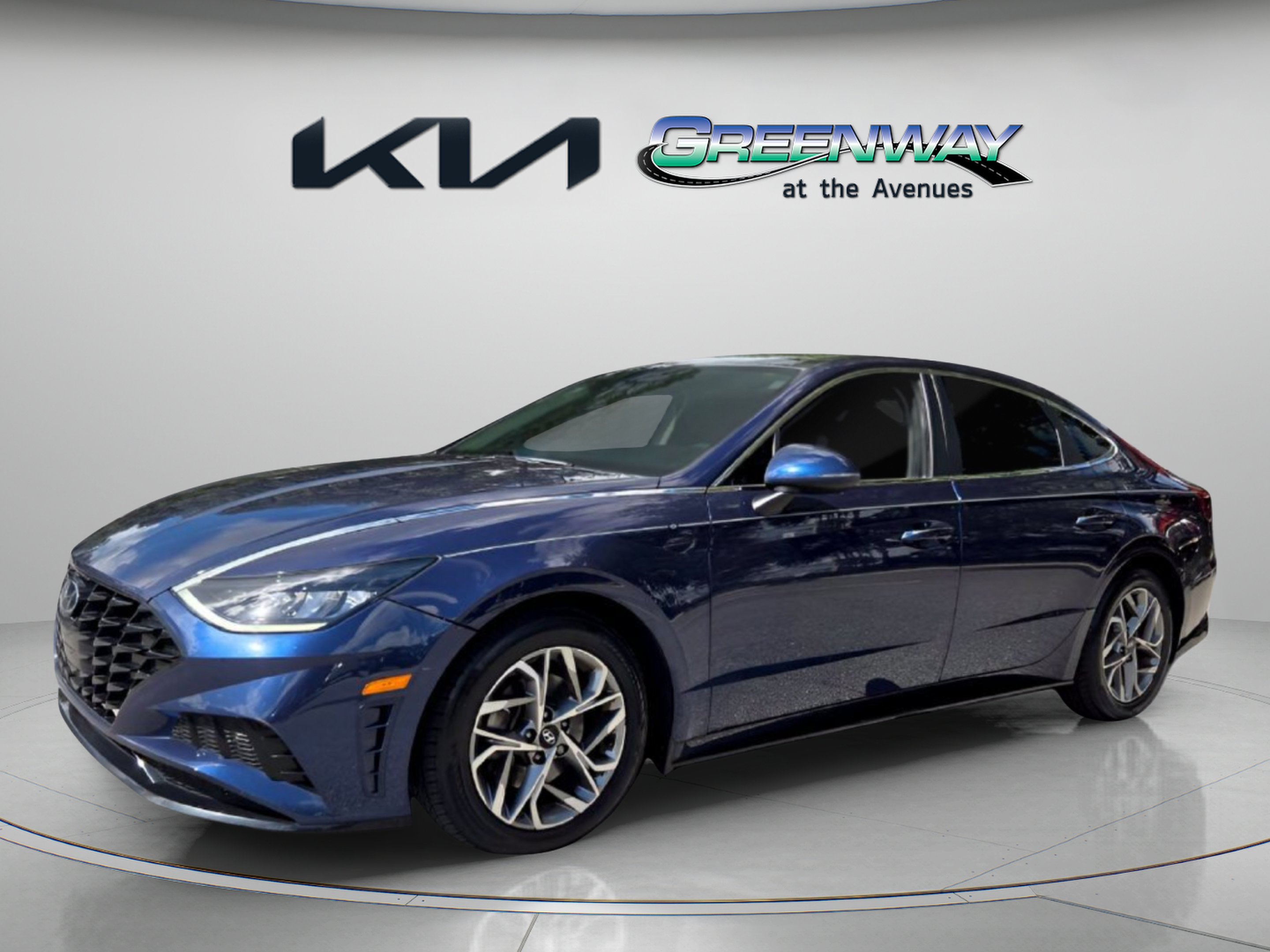 Used 2021 Stormy Sea Hyundai SEL image 3