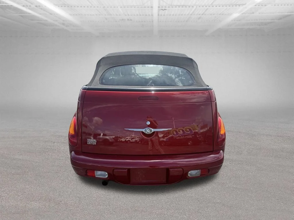 Used 2005 Burgundy Chrysler Touring image 5
