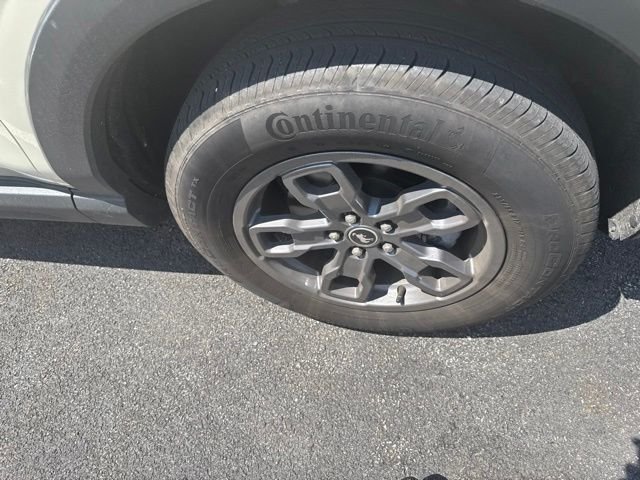 Used 2024 Beige Ford Big Bend image 3