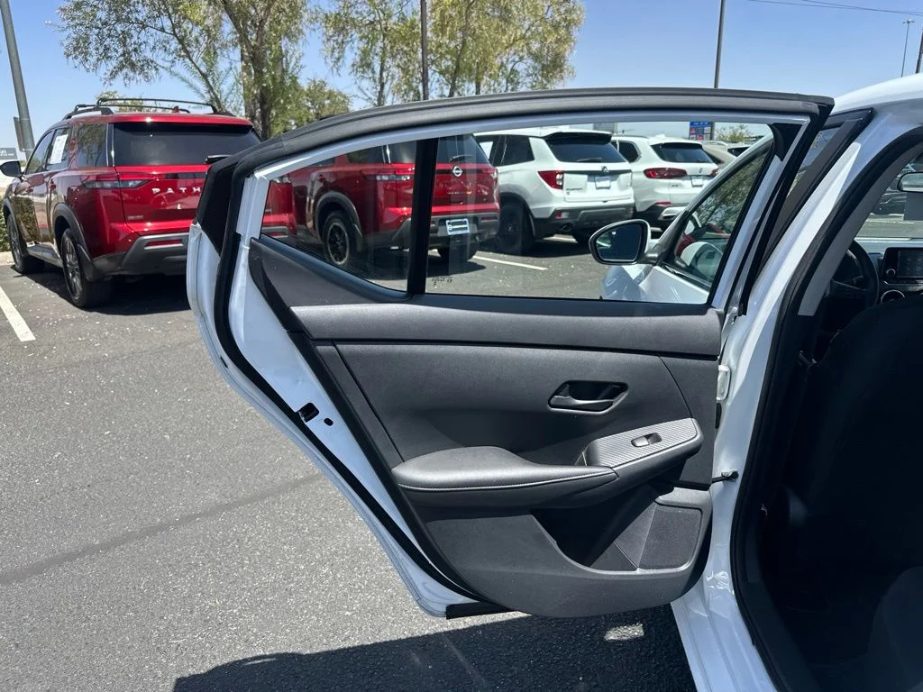 Certified Used 2025 White Nissan S image 7