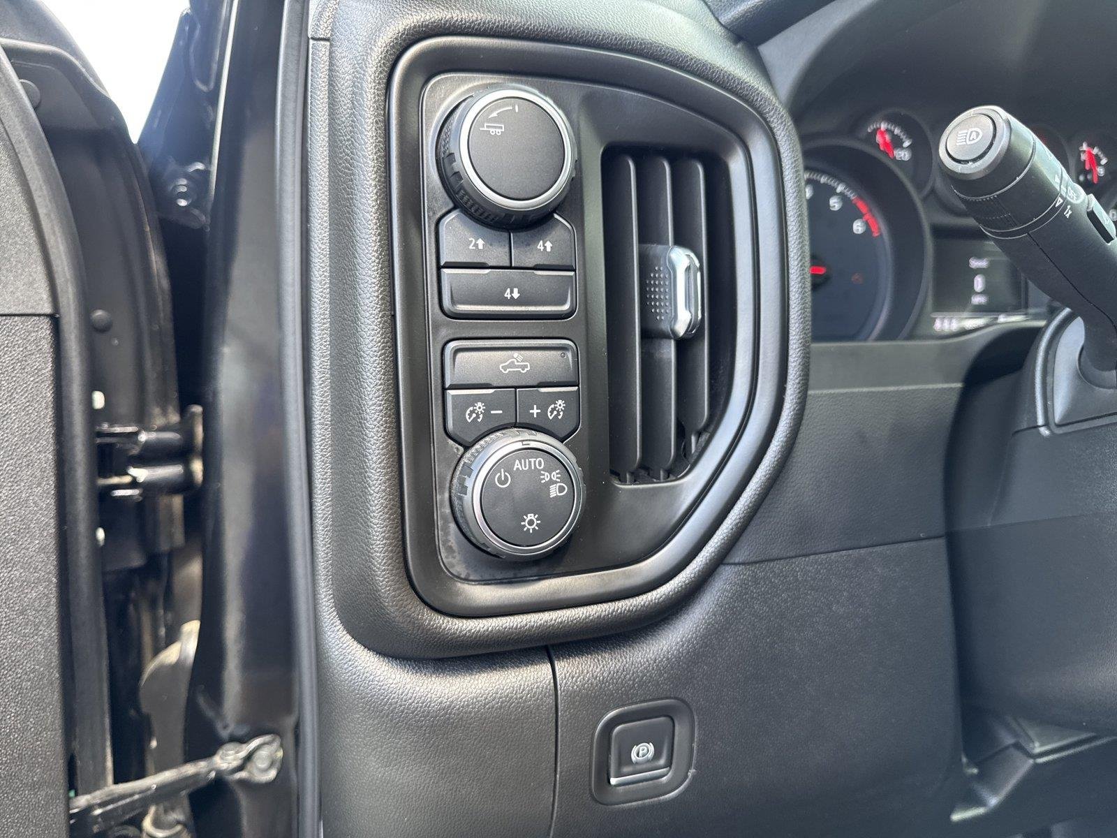 Used 2024 Black Chevrolet Custom image 19