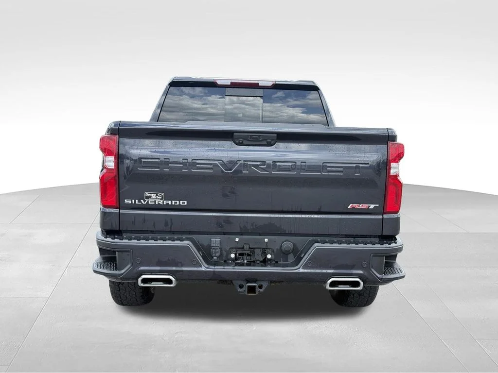 Used 2023 Gray Chevrolet RST image 23