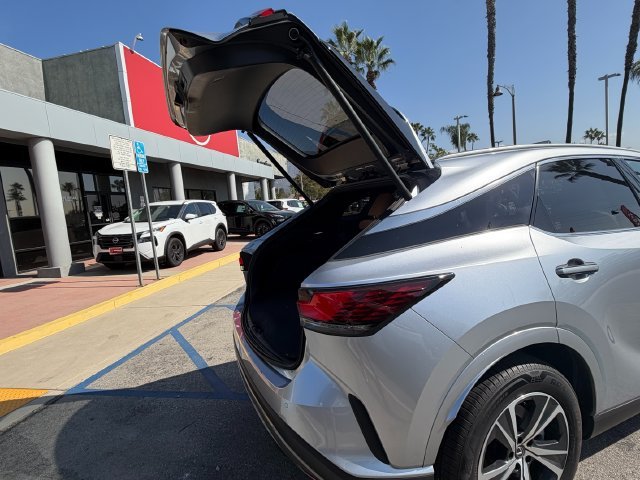 Used 2023 Silver Lexus 350 Premium image 8