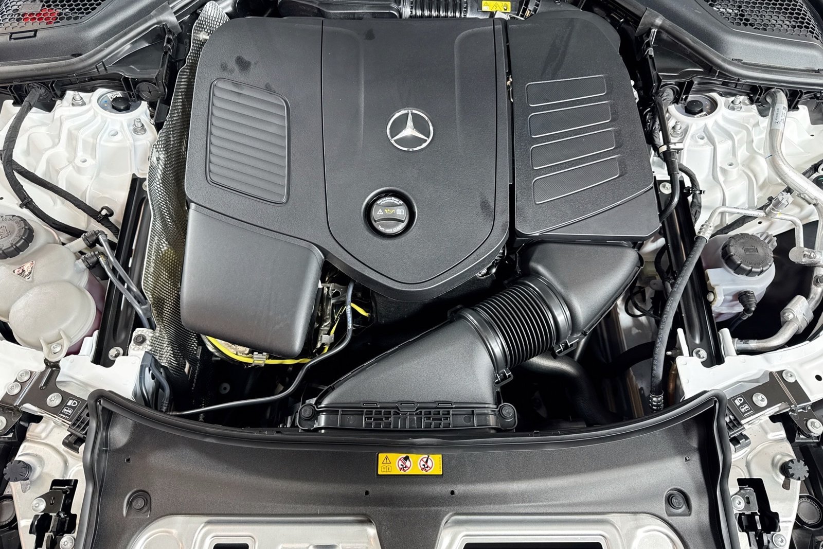 New 2026 Polar White Mercedes-Benz E 350 image 28