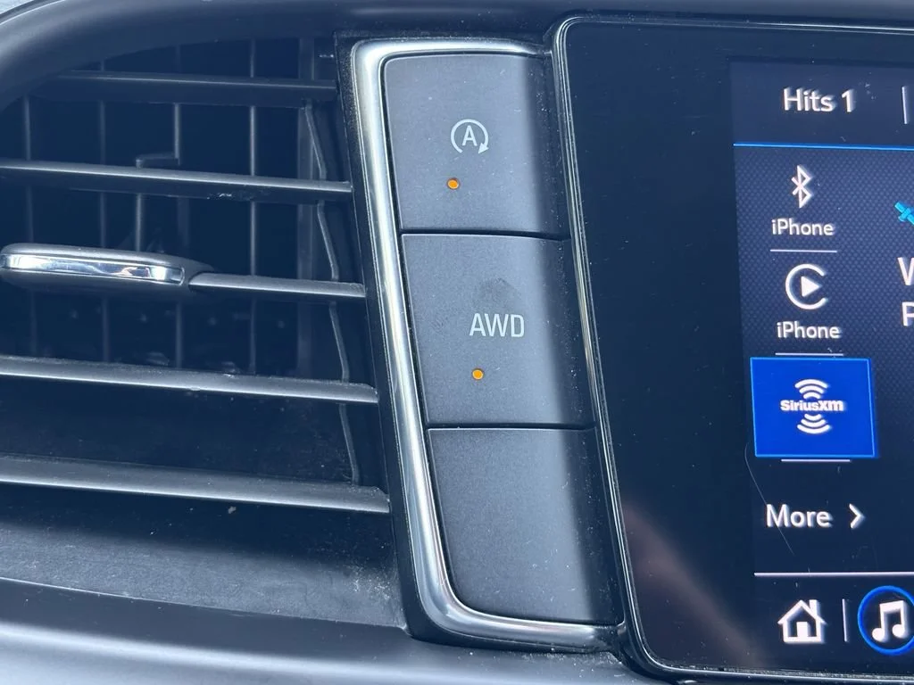 Used 2022 Includes Pitch Dark Night lower exterior accent color.) Buick Premium image 29