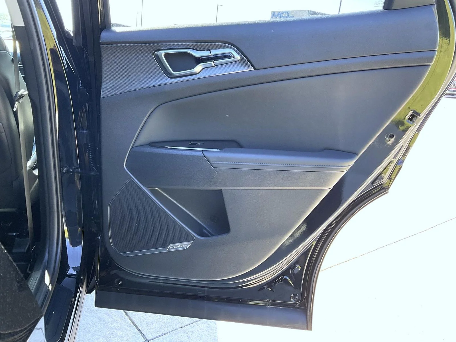 Used 2025 Black Kia SX-Prestige image 21