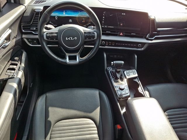 Used 2023 White Kia SX-Prestige image 12